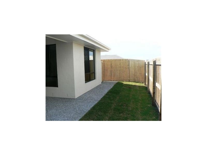 17 Kingston Court, North Lakes QLD 4509