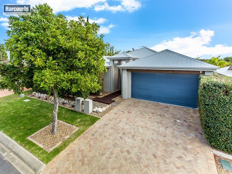 15 Turnstone Circuit, North Lakes QLD 4509