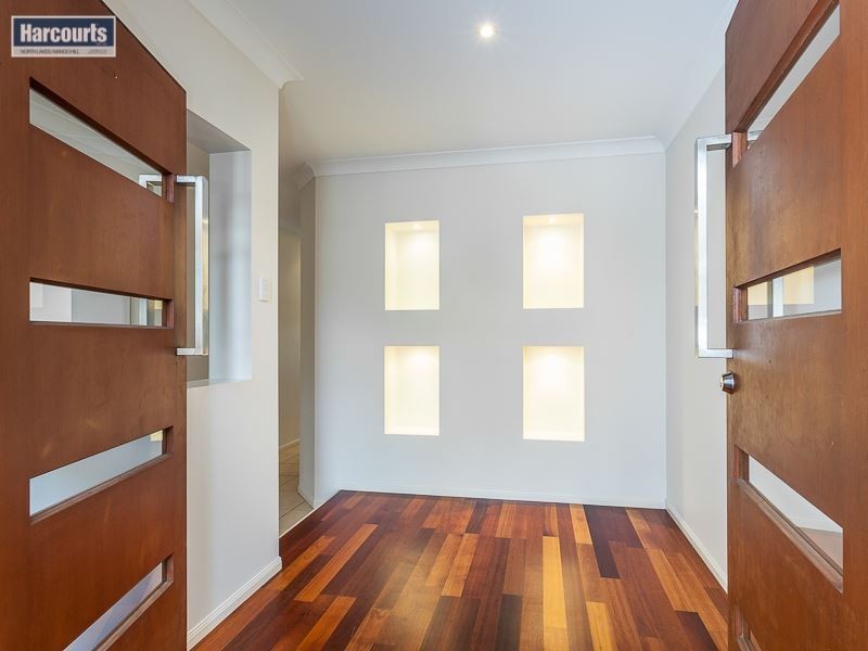 15 Turnstone Circuit, North Lakes QLD 4509