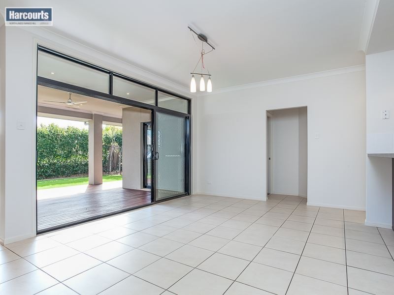 15 Turnstone Circuit, North Lakes QLD 4509