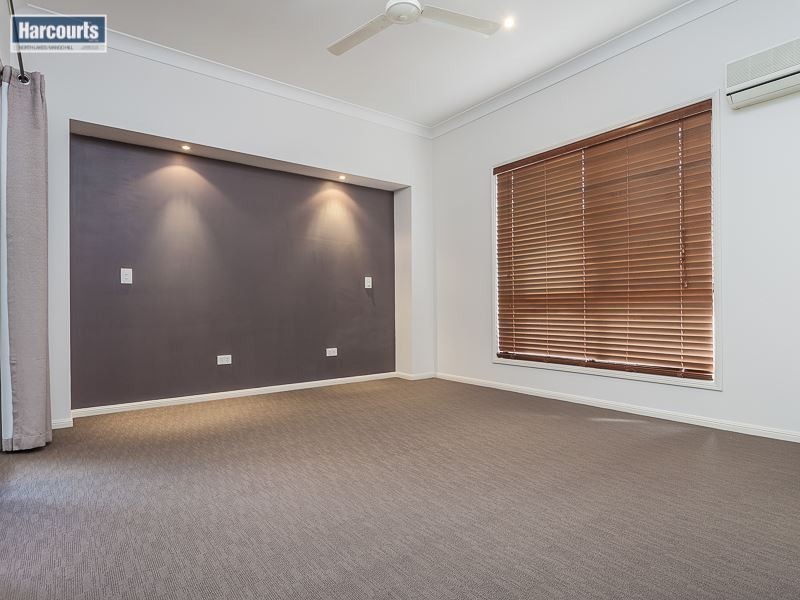 15 Turnstone Circuit, North Lakes QLD 4509