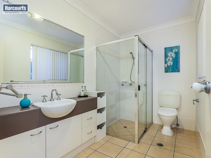 5 Wyperfield Court, North Lakes QLD 4509