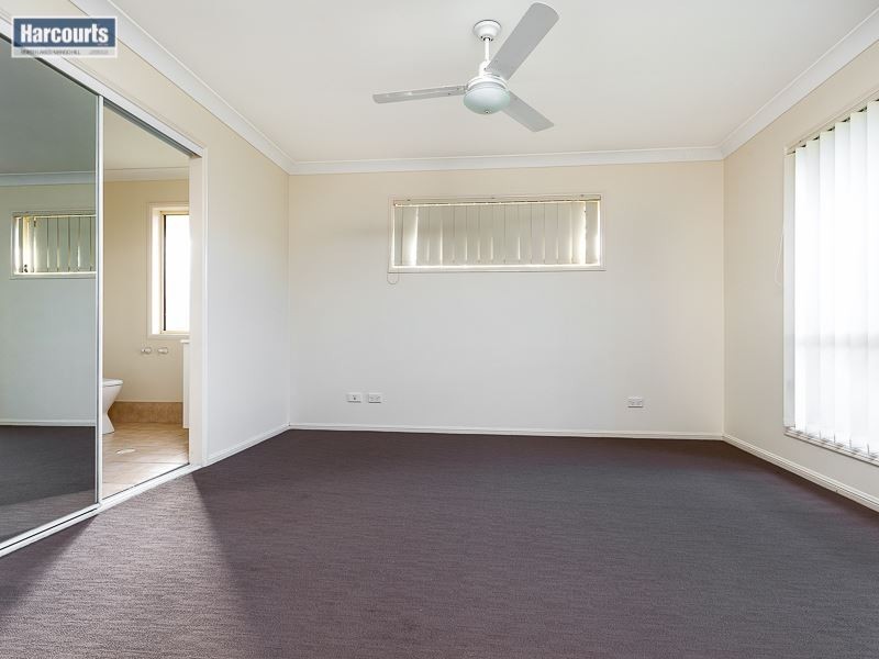 55 Hunter Circuit, Petrie QLD 4502