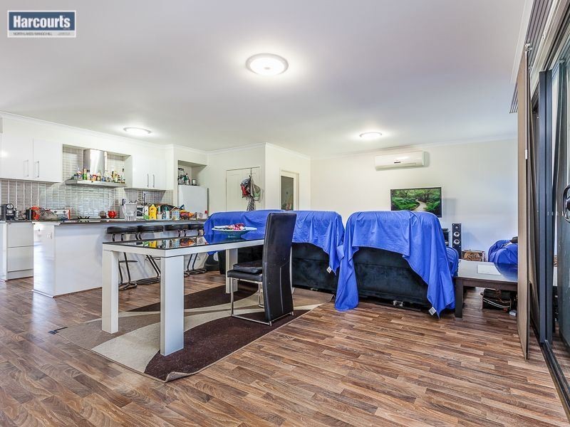 9 Dickson Crescent, North Lakes QLD 4509