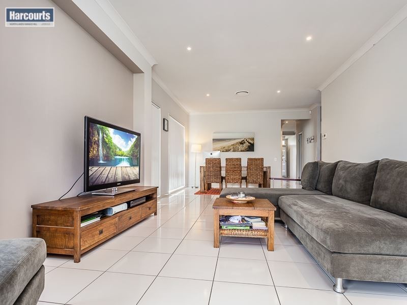 9 Calder Street, North Lakes QLD 4509