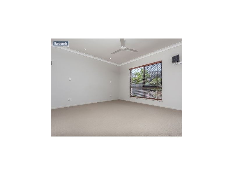 17 Riviera Cresent, North Lakes QLD 4509