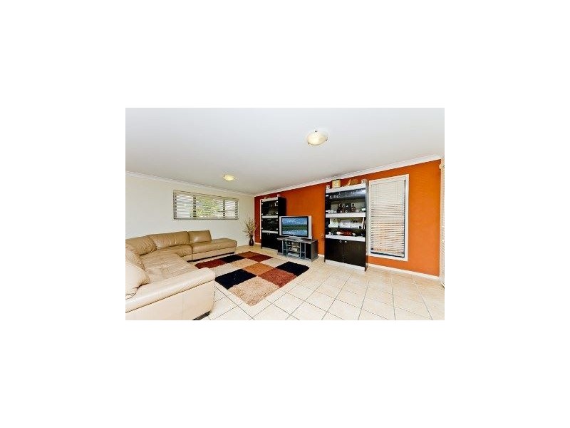 2 Currawinya Street, North Lakes QLD 4509