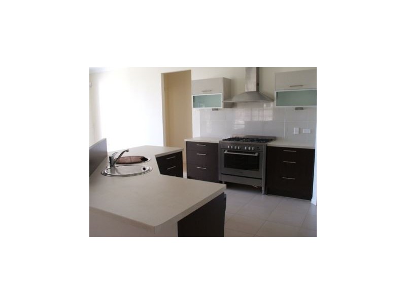 3 Grebe Circuit, North Lakes QLD 4509