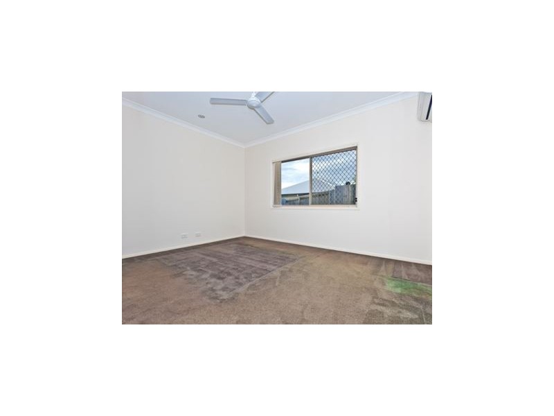 25 Planigale Crescent, North Lakes QLD 4509