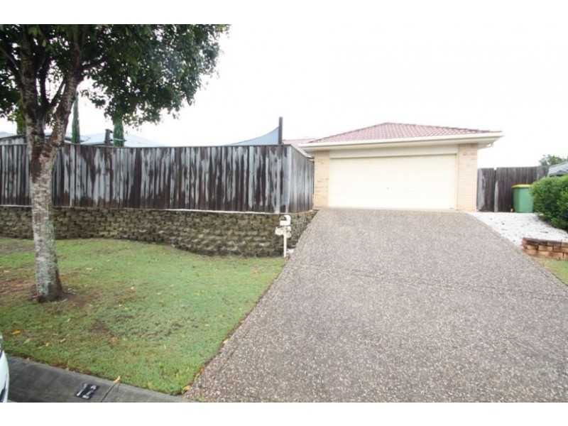 12 Finnegan Drive, North Lakes QLD 4509