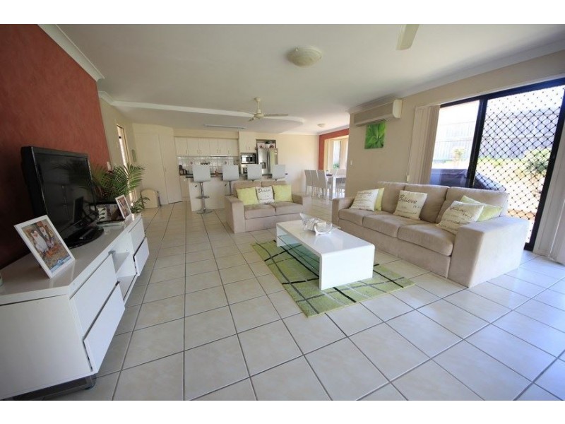 12 Finnegan Drive, North Lakes QLD 4509