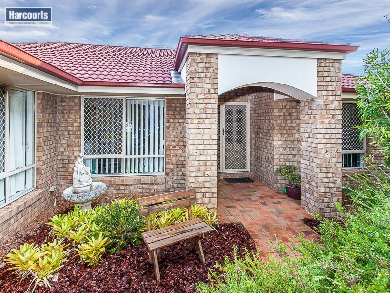 8 Whitfield Crescent, North Lakes QLD 4509