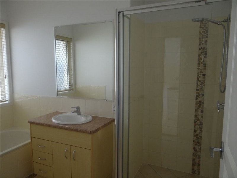 26 Grebe Circuit, North Lakes QLD 4509