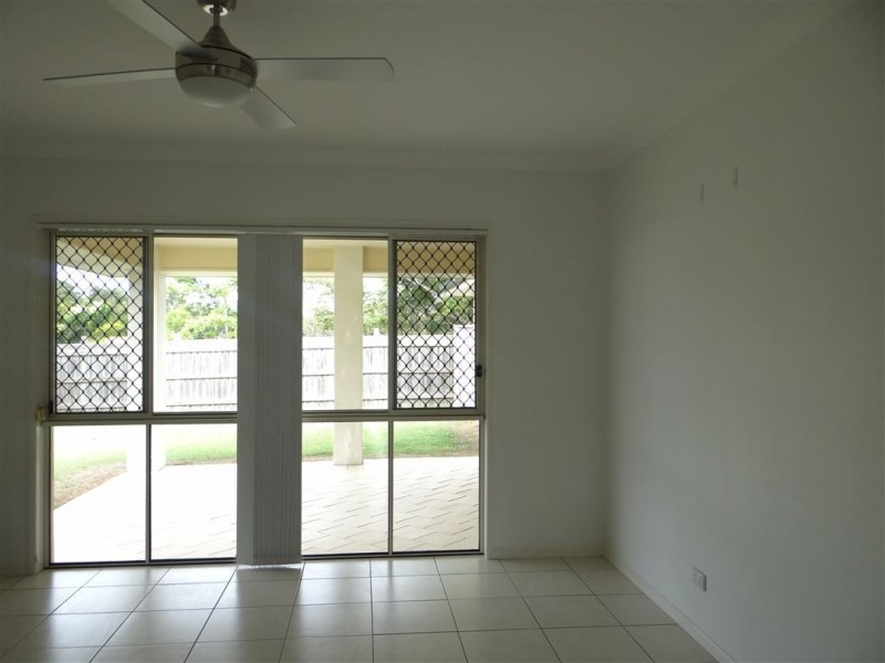 26 Grebe Circuit, North Lakes QLD 4509