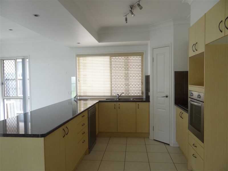 26 Grebe Circuit, North Lakes QLD 4509