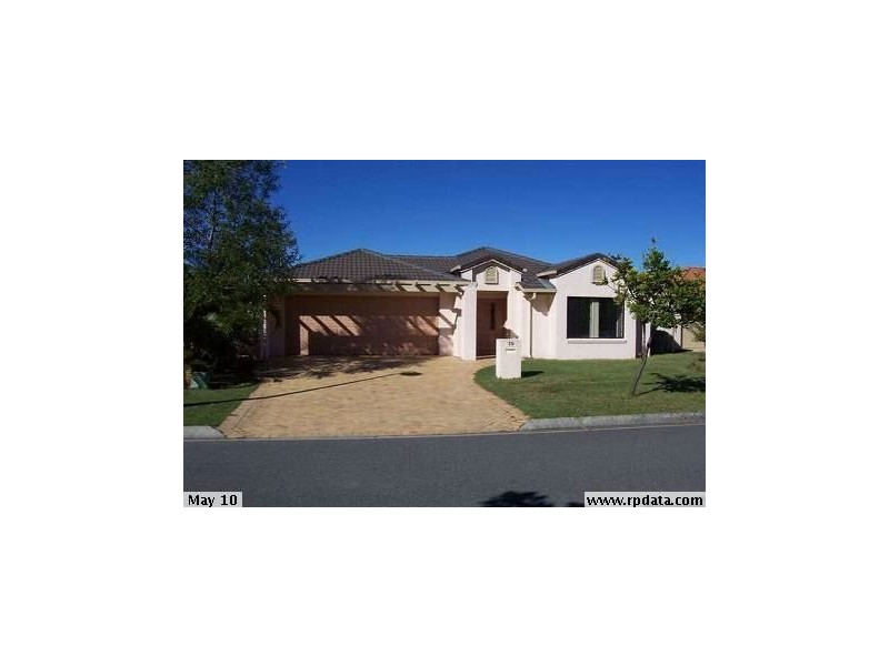 19 Dotterel Crescent, North Lakes QLD 4509