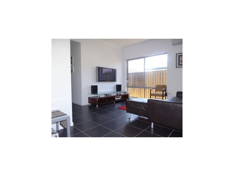 3 Fairy Wren Circuit, Dakabin QLD 4503