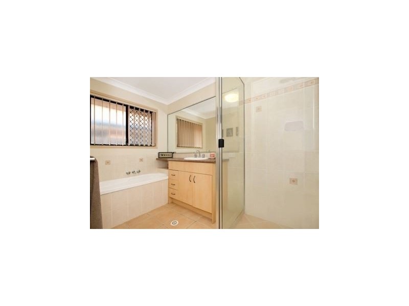 8 Dorrigo Court, North Lakes QLD 4509