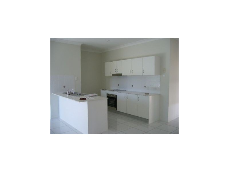 15 Wallaroo Circuit, North Lakes QLD 4509