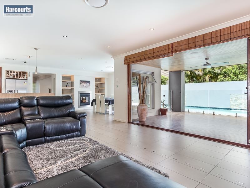 19 Elkington Circuit, North Lakes QLD 4509