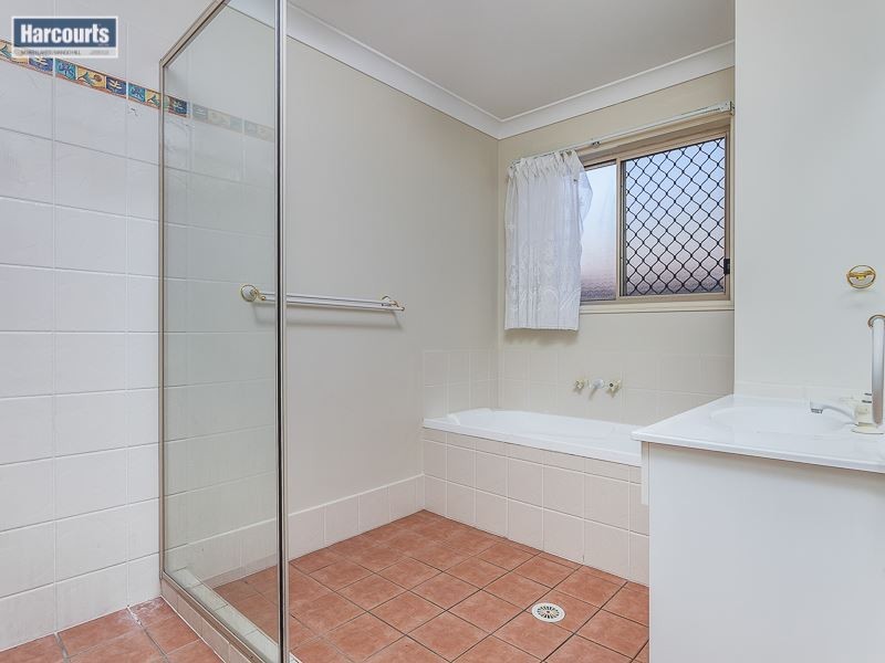 18 Gilbert Street, North Lakes QLD 4509