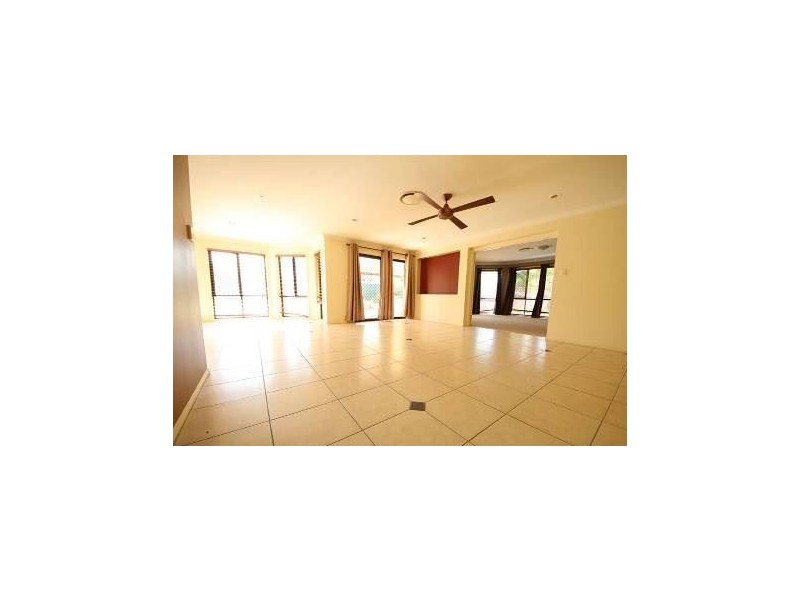 6 Cassava Court, North Lakes QLD 4509