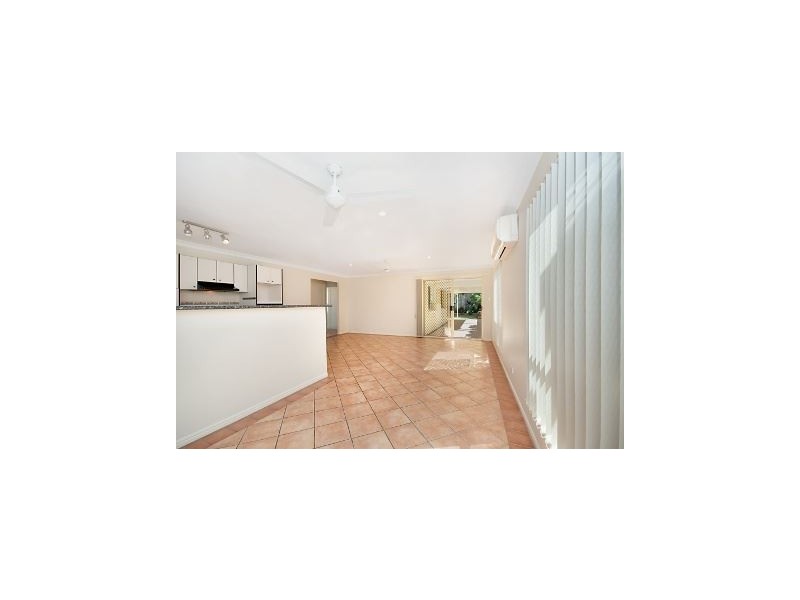 9 Campion Drive, North Lakes QLD 4509