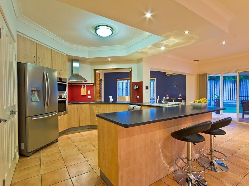 33 Chilton Crescent, North Lakes QLD 4509