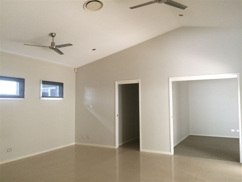 20 Elkington Circuit, North Lakes QLD 4509