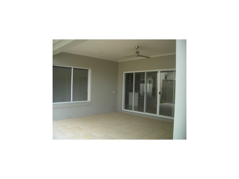 20 Elkington Circuit, North Lakes QLD 4509