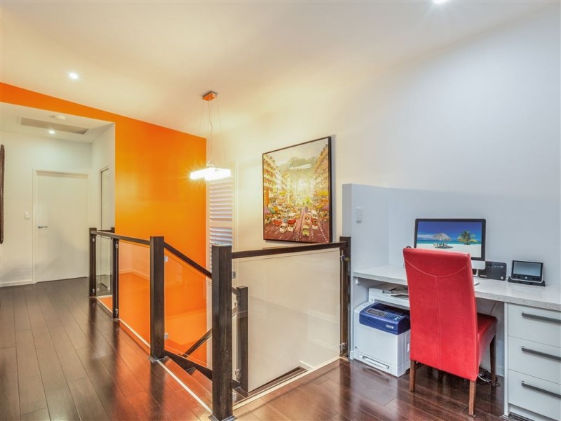 3 Second Avenue, Scarborough QLD 4020