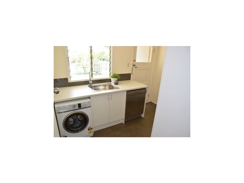 72 Turner Street, Scarborough QLD 4020