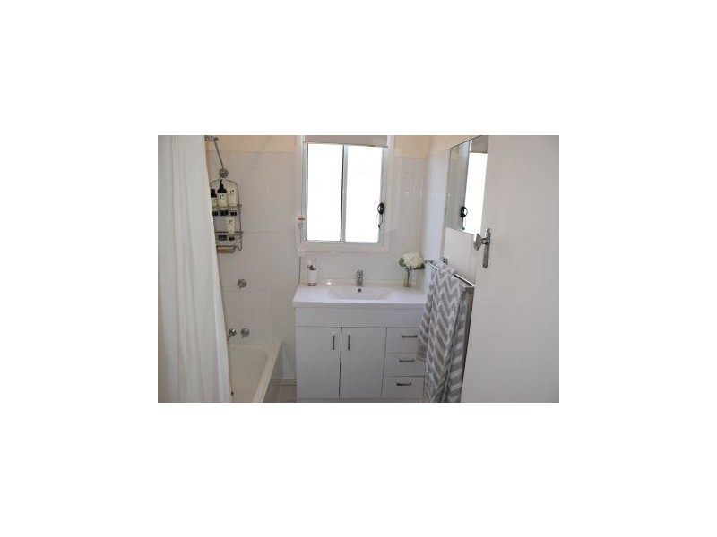 72 Turner Street, Scarborough QLD 4020