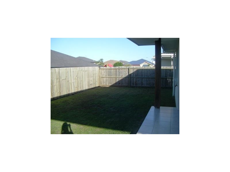 4 Dingo Street, North Lakes QLD 4509