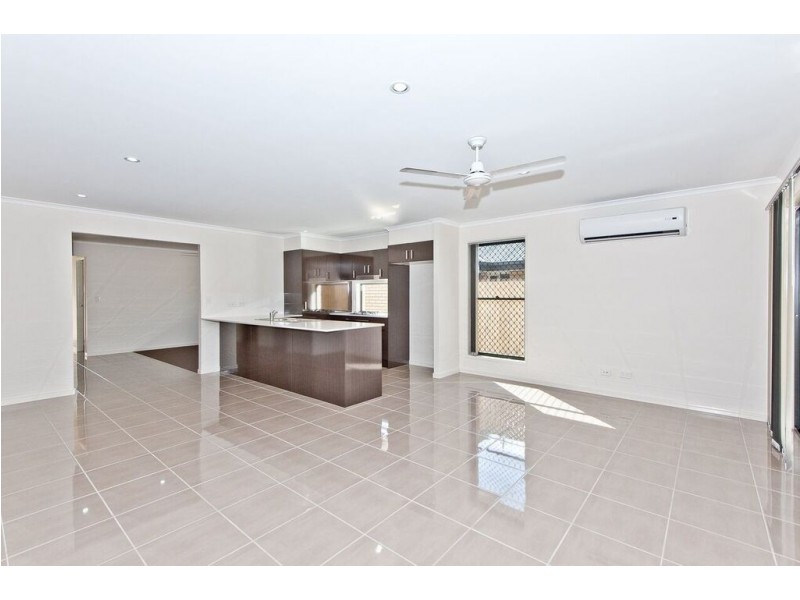 26 Monitor Avenue, Dakabin QLD 4503