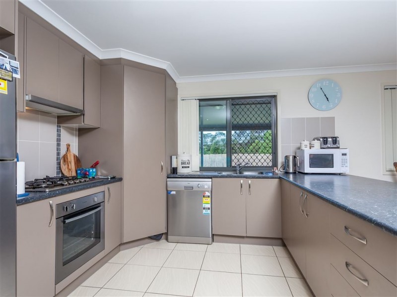 116 Summerfields Drive, Caboolture QLD 4510