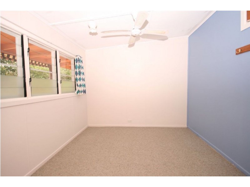 34 Rock Street, Scarborough QLD 4020