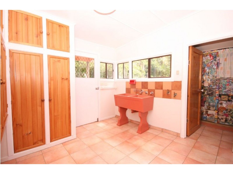 34 Rock Street, Scarborough QLD 4020