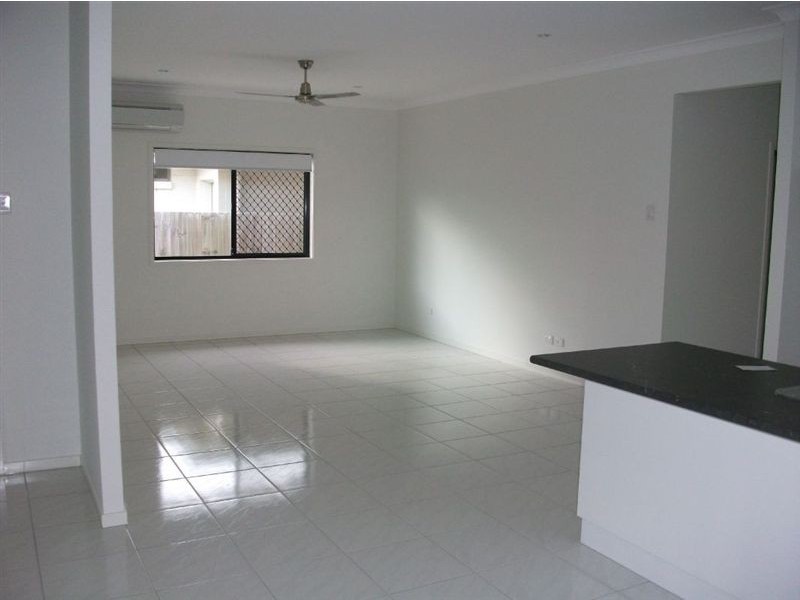 7 Cedar, North Lakes QLD 4509