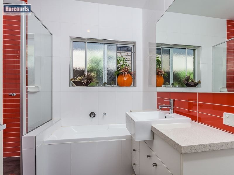 6 Forrestal Circuit, North Lakes QLD 4509