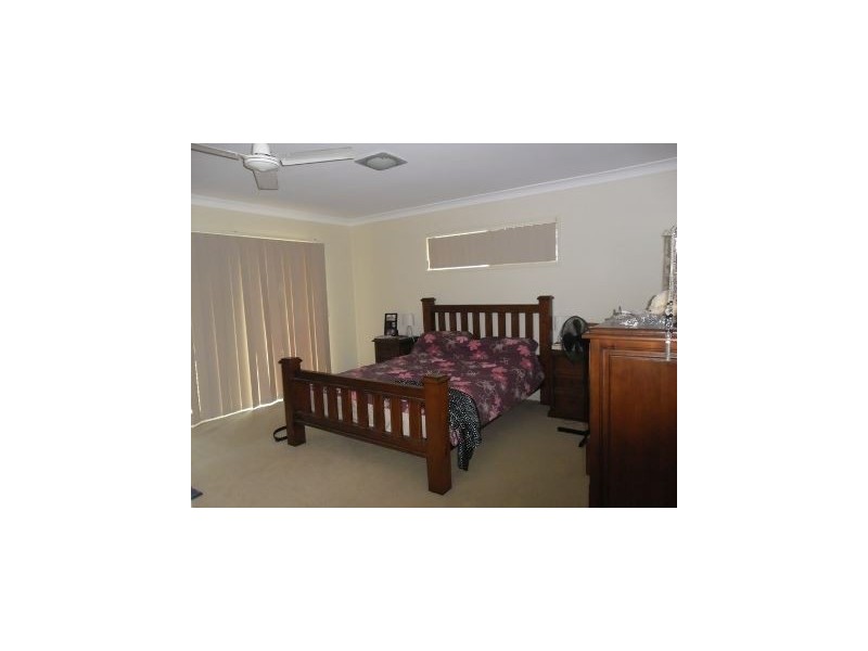 20 Amity Drive, Rothwell QLD 4022