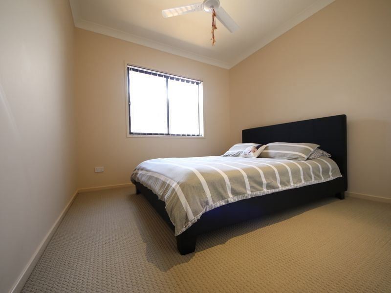 38 Manhattan Crescent, North Lakes QLD 4509