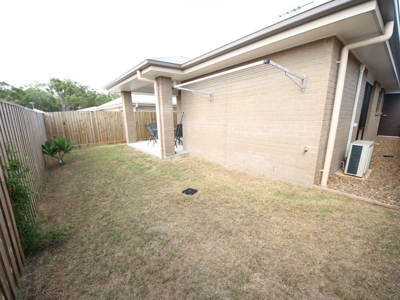 38 Manhattan Crescent, North Lakes QLD 4509