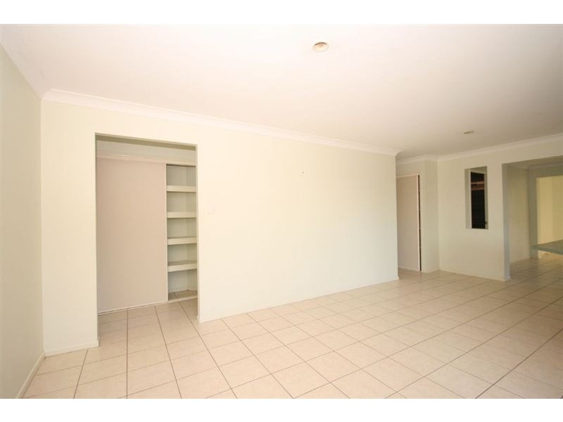 15 Barnard Crescent, Murrumba Downs QLD 4503