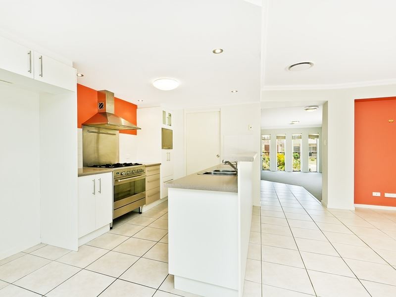 52 Pandorea Circuit, North Lakes QLD 4509