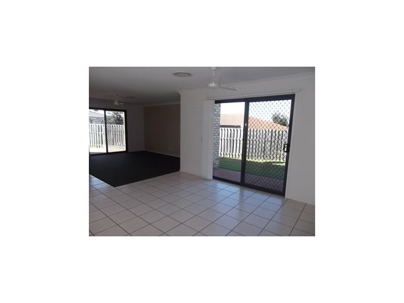 9 Copper Crescent, Griffin QLD 4503