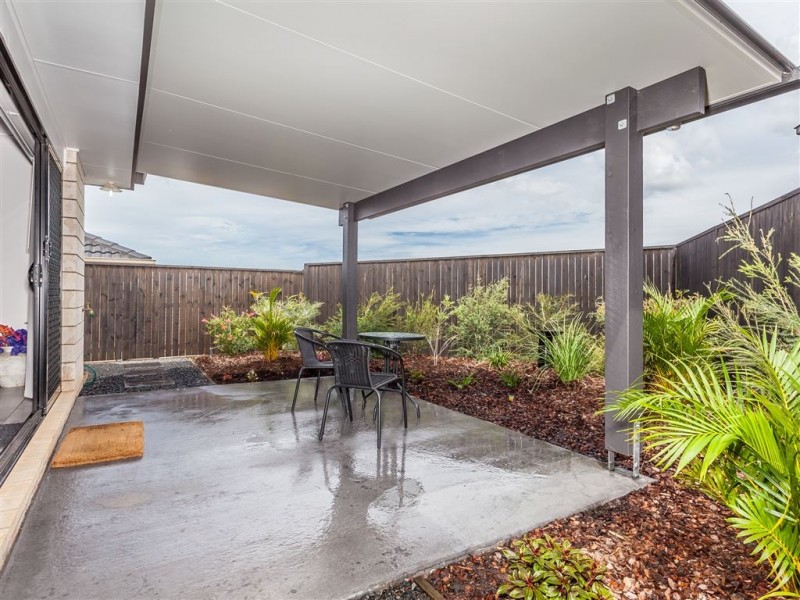 9 Madison Avenue, North Lakes QLD 4509