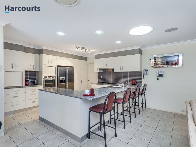 39 Central Lakes Drive, Caboolture QLD 4510
