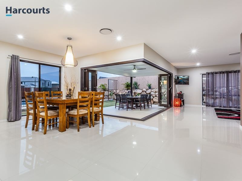 32 Paterson Street, North Lakes QLD 4509