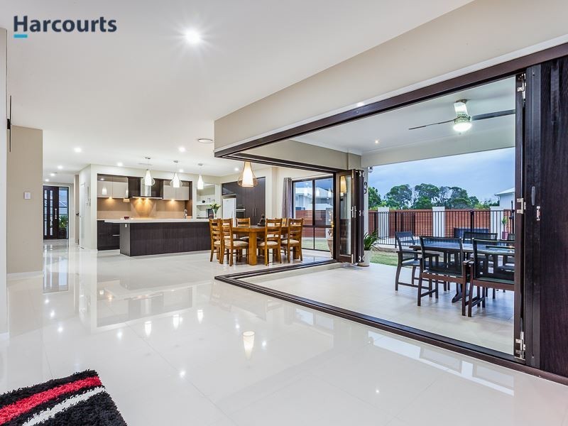32 Paterson Street, North Lakes QLD 4509